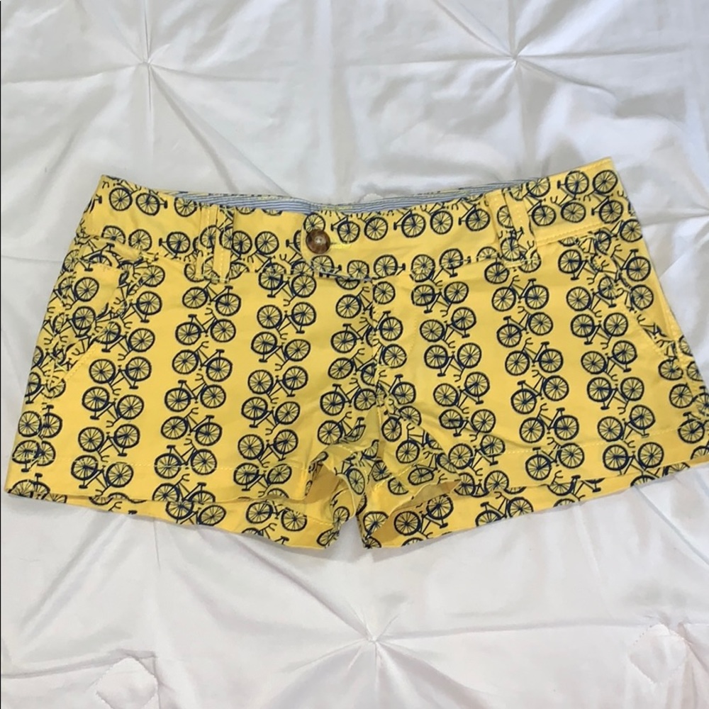 Red camel shorts